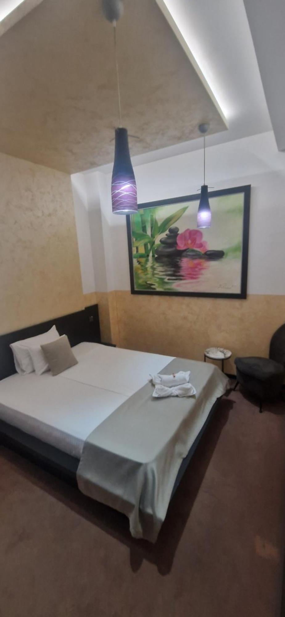 Garni Hotel Zen Free Parking Nis Ngoại thất bức ảnh