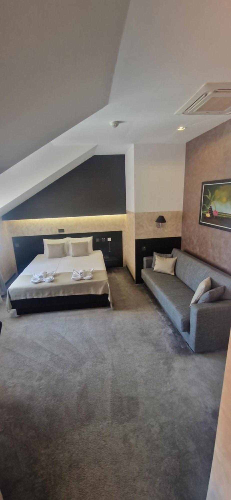 Garni Hotel Zen Free Parking Nis Ngoại thất bức ảnh