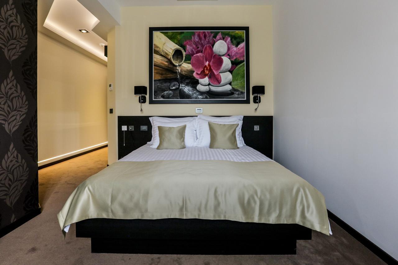 Garni Hotel Zen Free Parking Nis Ngoại thất bức ảnh